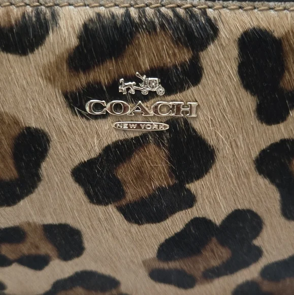 Coach Nolita Leopard Print Clutch Wrislet Bag Top Handle Gold Vintage F64583 - Picture 3 of 6